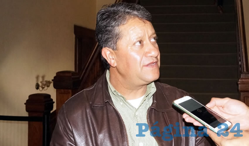 Jaime Cruz Talamantes, jefe del Departamento de Limpia: “Algunos ciudadanos dejan basura domiciliaria, no tanto basura de mano. Nos hemos dado a la tarea de levantar sanciones a personas que se sorprenden tirando basura en vía pública o sitios no autorizados por el ayuntamiento” (Foto: Merari Martínez Castro)