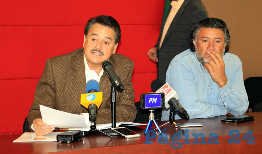 Alfredo Femat Bañuelos: “No tenemos duda de que van echar atrás el impuesto, y nuestra sugerencia para el gobernador es que mejor entable una mesa de diálogo y se llegue a un acuerdo” (Foto Rocío Castro)