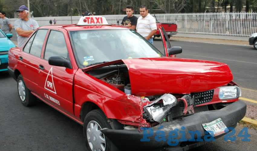 Una pasajera sufri&oacute; varios golpes por culpa de cafre ruletero