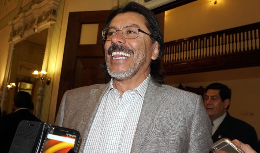 Crescenciano Sánchez Pérez: Pese a que la 62 Legislatura avaló incrementar cinco por ciento el subsidio a la UAZ por iniciativa de la administración estatal, el dirigente sindical aseguró que esto no solucionará el problema financiero de la institución educativa (Foto Merari Martínez Castro)