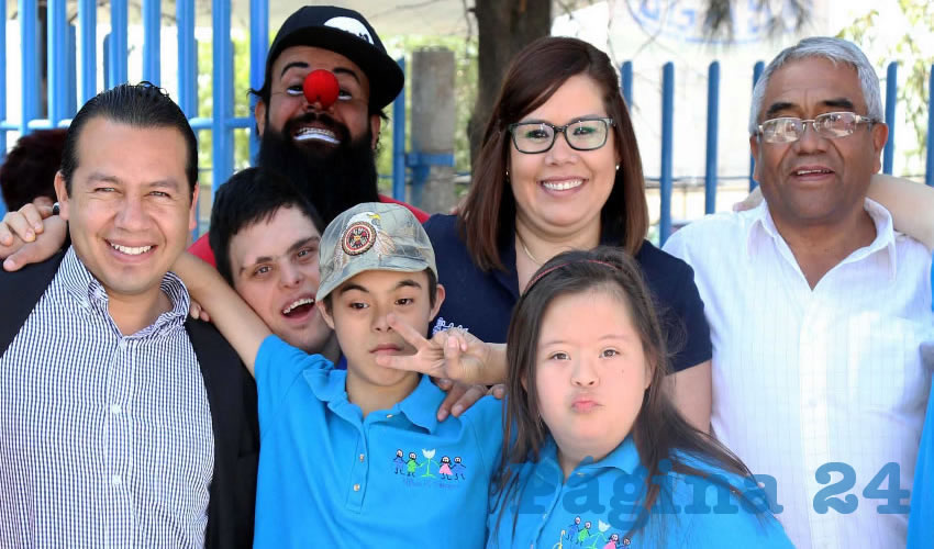 Reconocen la labor de familiares e instituciones que trabajan en la inclusión social de este grupo poblacional