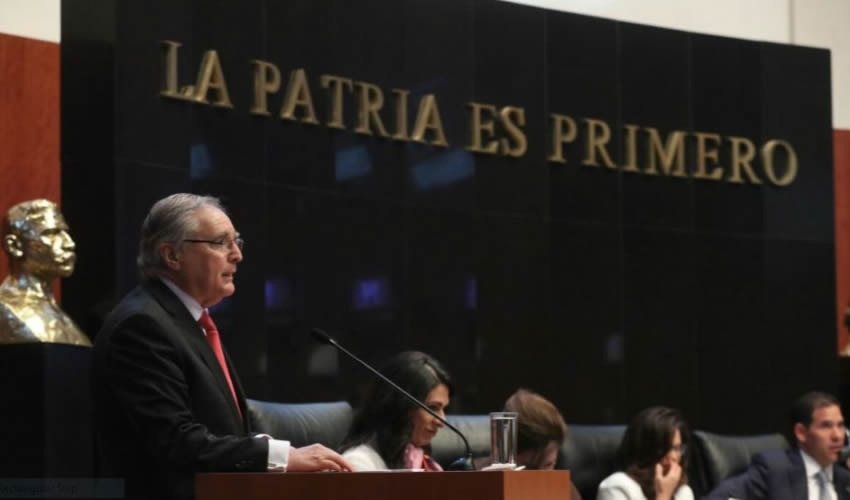 El senador Miguel Romo Medina