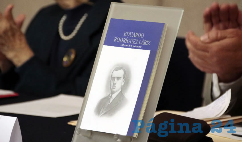 Exalumnos y amigos del maestro Eduardo Rodr&iacute;guez L&aacute;riz comparten sus experiencias