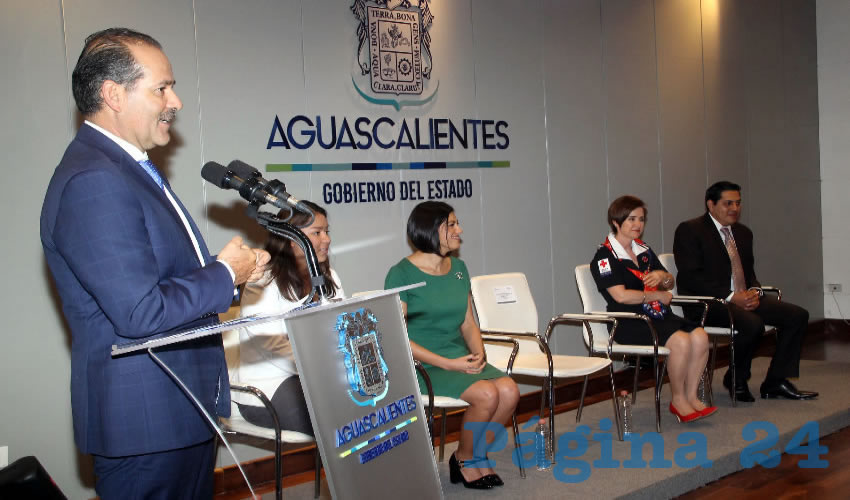 MOS llamó a la población en su conjunto a no permanecer indiferente ante la falta de oportunidades e injusticia que aún prevalecen hacia las mujeres
