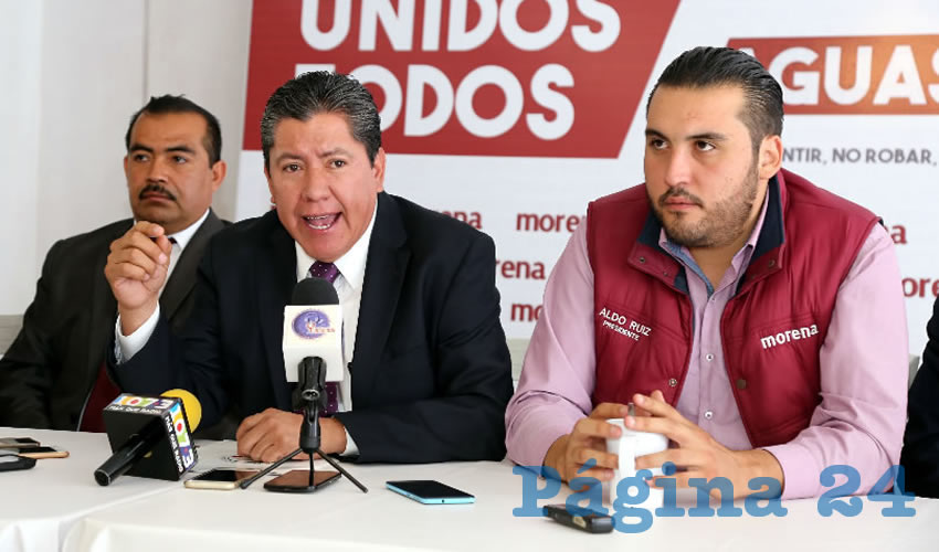Conferencia de prensa de Morena encabezada por el senador David Monreal &Aacute;vila (Foto: Eddylberto Lu&eacute;vano Santill&aacute;n)
