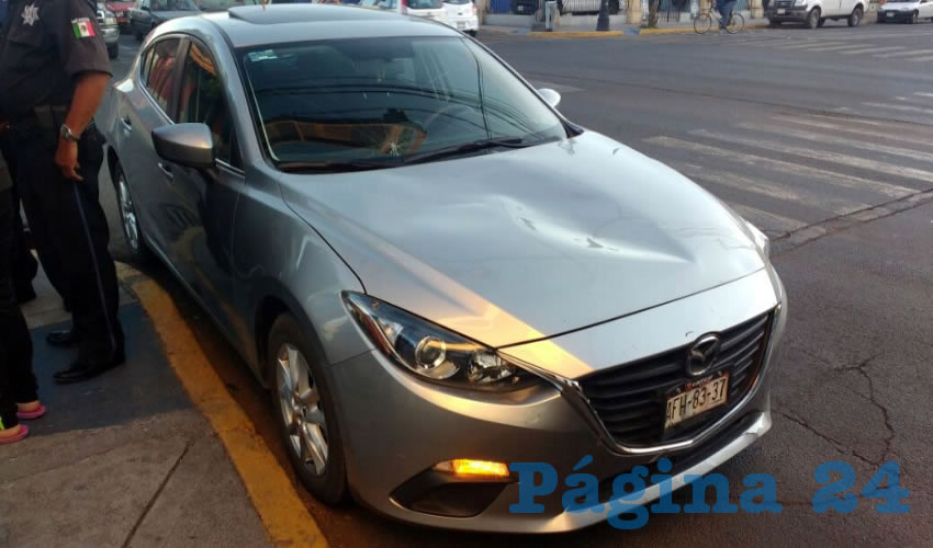 El autom&oacute;vil Mazda 3, que manejaba peligrosamente Jenny Lizeth Rodr&iacute;guez Jaso