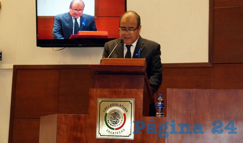 Le Roy Barragán Ocampo, Diputado por la Alianza PRI-PVEM-Panal: “no estamos de acuerdo en que no se exploten las minas, pero sí en que no nos dejen una gran devastación” (Foto Merari Martínez Castro)