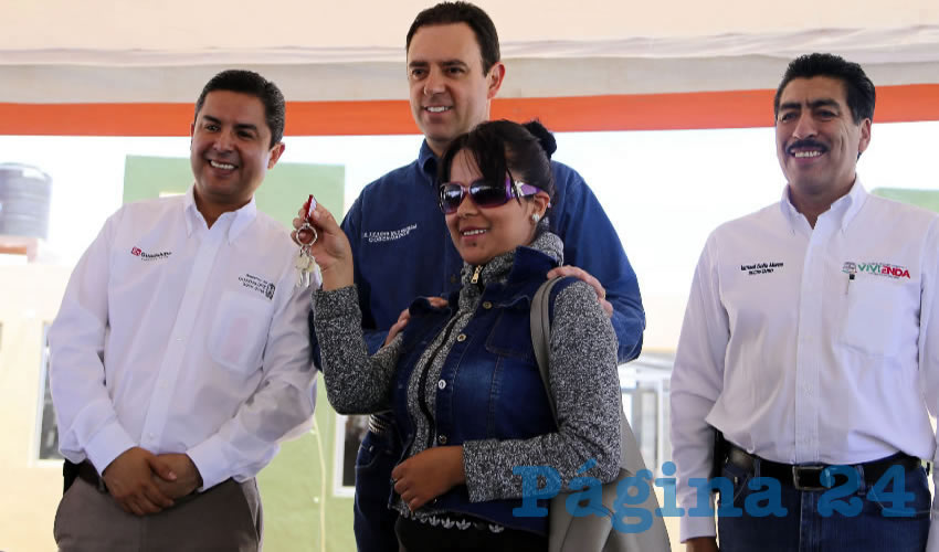 En Guadalupe encabezó la entrega de 1 mil 642 apoyos en vivienda, educación y alimentación