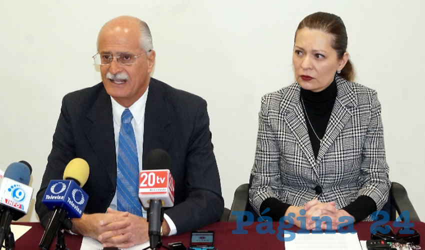 Héctor Franco Jiménez, administrador local del SAT: “Las Sanciones que aplica el SAT son de mil 240 pesos por cada una de las obligaciones de arrendamiento del contribuyente (Foto Merari Martínez Castro)