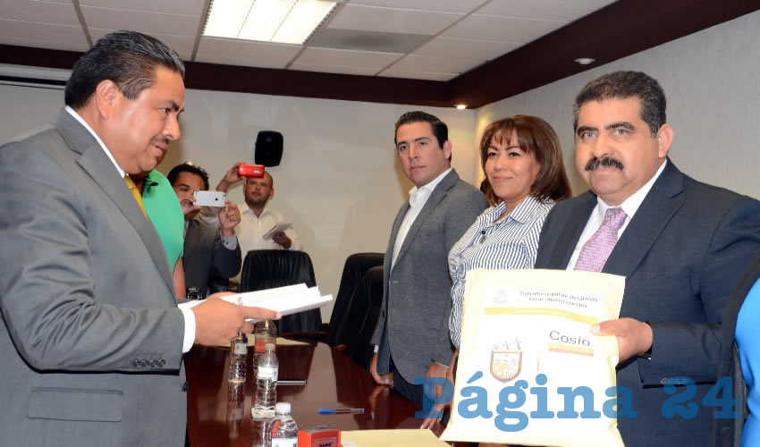 Entrega del Plan de Desarrollo Municipal de Jes&uacute;s Mar&iacute;a