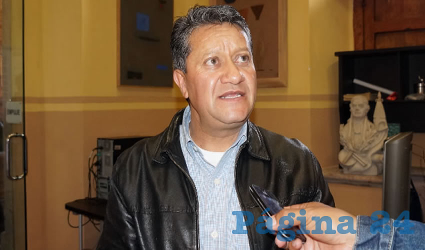 Jaime Cruz Talamantes, jefe del departamento de Limpia: “Habrá Inspectores que se Encargarán de Invitar a la Gente a que Deposite la Basura en sus Lugares” (Foto Marera Martínez Castro)