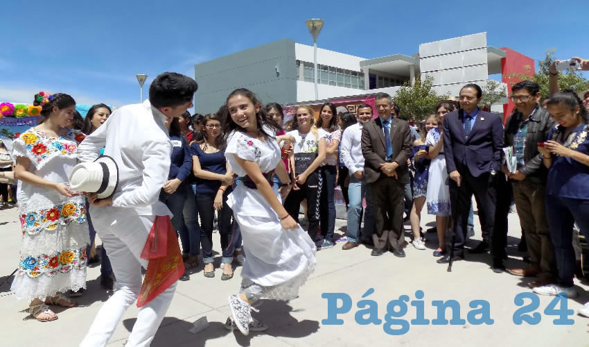 Alumnos del CEM de la UAA participaron en la tercera edición de este evento