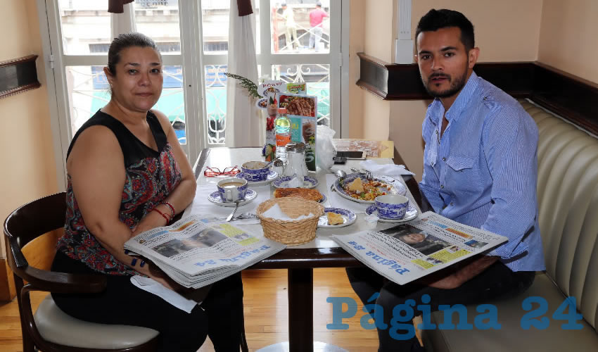 En Sanborns Francia desayunaron Sofía Sierra Gálvez y Marco Antonio Franco Sierra
