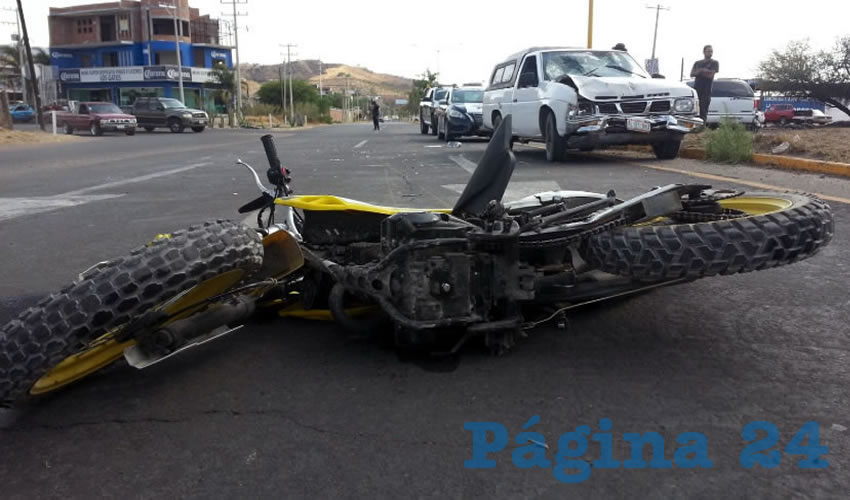 El percance ocurri&oacute; en el cruce de bulevar Rodolfo Landeros y entronque a Jalpa, Zacatecas, en Calvillo