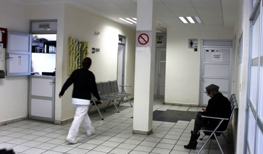 Los pacientes reciben clases de Tai Chi, yoga, meditaci&oacute;n, deportes y sesiones grupales, como parte de su rehabilitaci&oacute;n