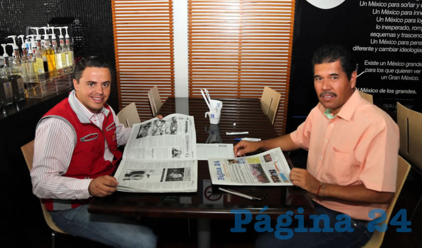 En Café Punta del Cielo platicaron Jaime Durán Padilla, presidente de Movimiento Ciudadano (MC); y Juan Manuel Luévano Aguiñaga, regidor de MC en el Municipio de El Llano