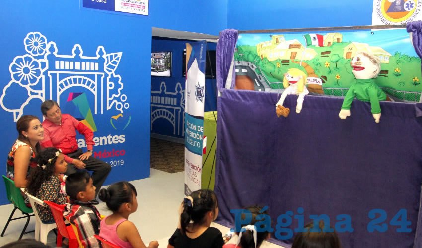 Las distintas dependencias se encargan de distribuir material con informaci&oacute;n sobre las acciones y programas emprendidos por el Ayuntamiento capital