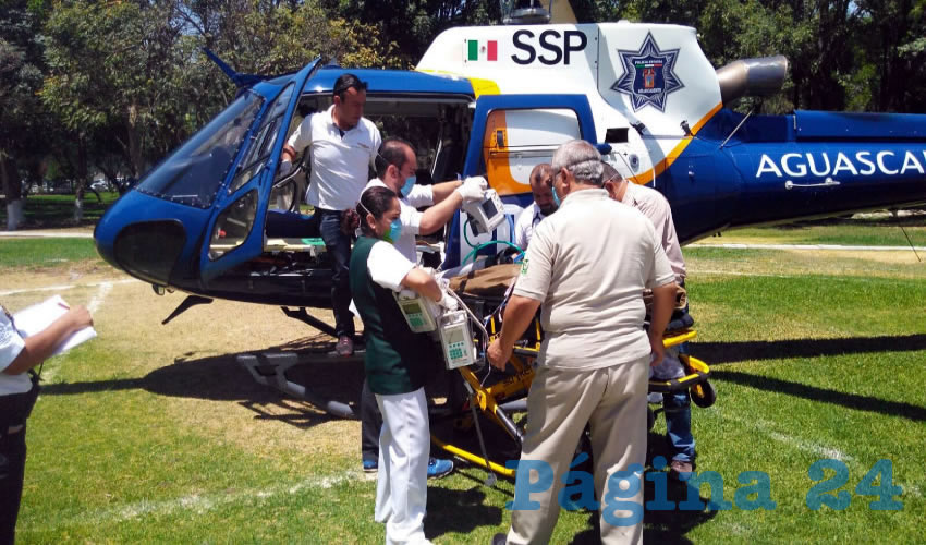 Con el mayor cuidado posible, los dos ni&ntilde;os fueron trasladados individualmente a hospitales for&aacute;neos