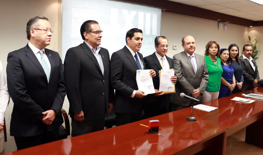 Se har&iacute;a obligatoria la presentaci&oacute;n de la &ldquo;3de3&rdquo; para los tres poderes y organismos aut&oacute;nomos