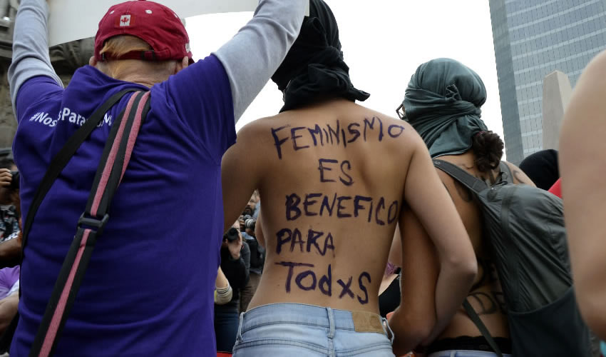 Las propuestas del feminismo benefician tanto a hombres como mujeres y a la diversidad en general (Foto: Archivo/ Rodolfo Angulo/ Cuartoscuro)