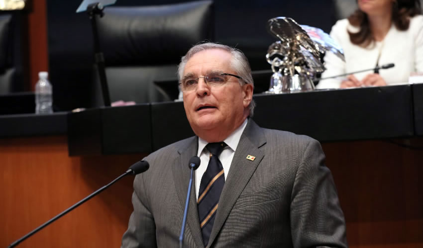 Miguel Romo Medina, senador de la Rep&uacute;blica