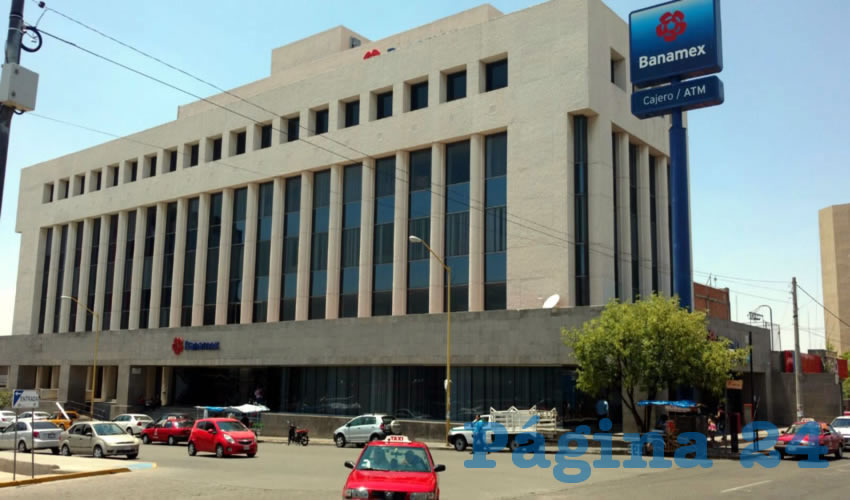 La mujer hab&iacute;a retirado el dinero de la sucursal del banco Banamex de avenida Las Am&eacute;ricas