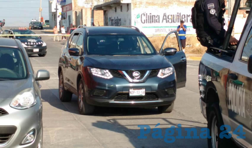 La camioneta Nissan Xtrail en que originalmente escapó la banda