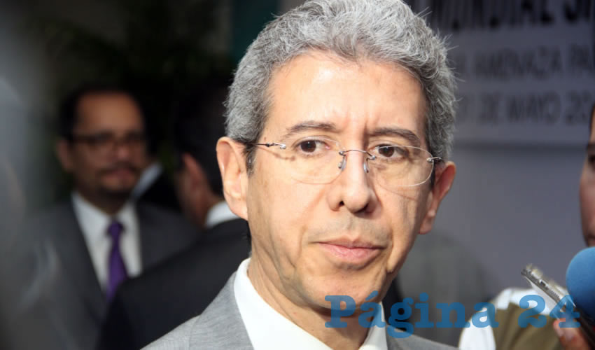 Salvador Bueno Valenzuela, director de Atenci&oacute;n Primaria a la Salud del ISSEA