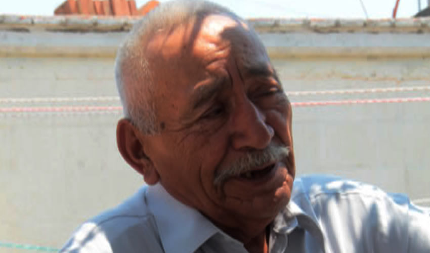 Alfredo Alc&aacute;ntara Guzm&aacute;n, trabajador de Municipio