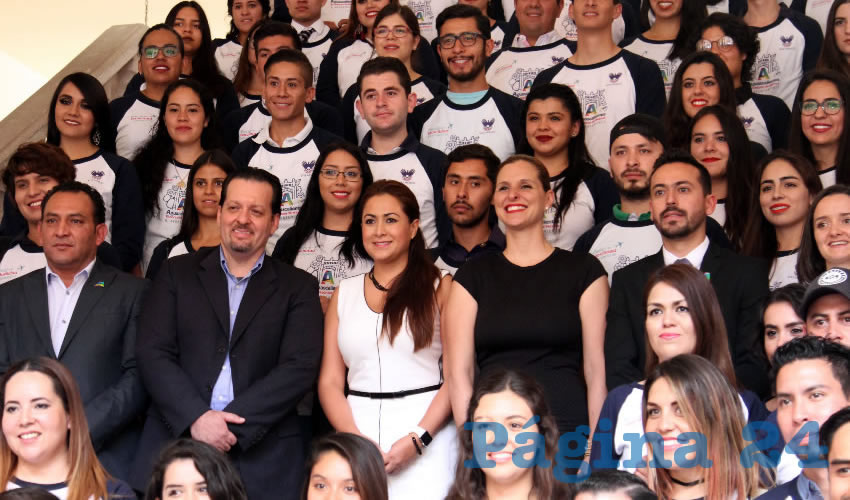 Trascender&aacute;n fronteras 100 beneficiados mediante el programa Viaja sin L&iacute;mites