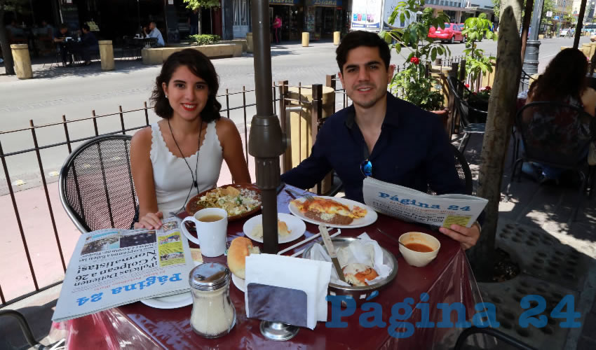 En Las Antorchas compartieron el pan y la sal Mariela Zepeda González y Francisco del Retiro