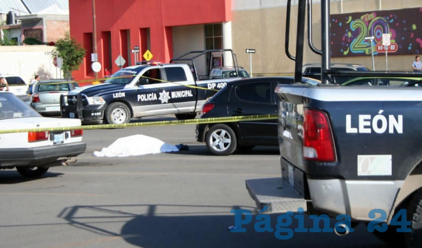 Javier Gómez Madrigal fue asesinado en el estacionamiento de la tienda de autoservicio Heb, en la ciudad cuerera