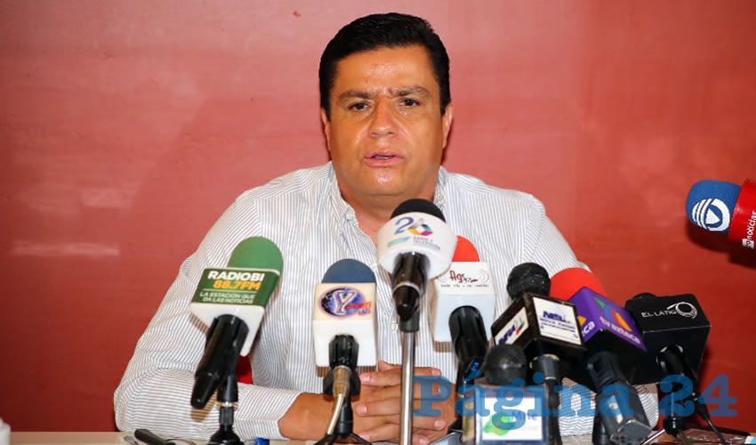 Arturo Fern&aacute;ndez Estrada, legislador local (Foto: Eddylberto Lu&eacute;vano Santill&aacute;n)