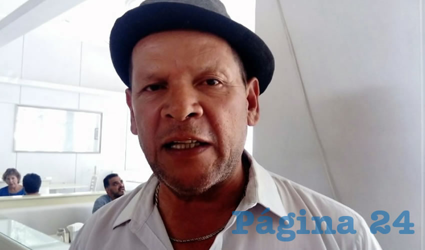 Xicot&eacute;ncatl Cardona Campos, presidente de la Asociaci&oacute;n Migrantes Organizados (Amor)