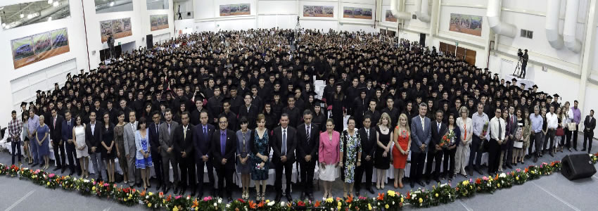 Concluyeron sus estudios mil 323 estudiantes del Centro de Educación Media de la UAA