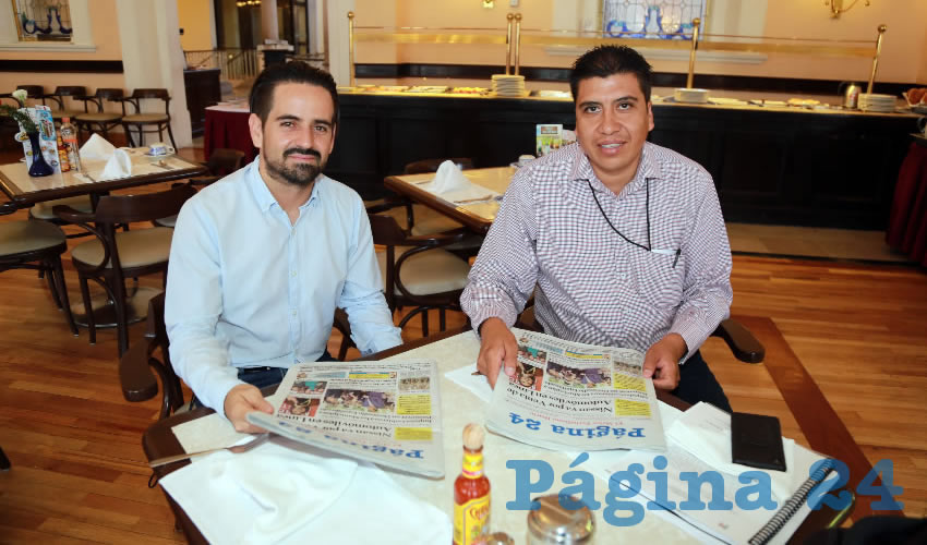 En Sanborns Francia estuvieron Gabriel Ram&iacute;rez Pasillas y Luis Urz&uacute;a Villa