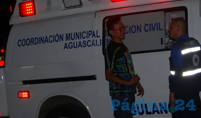 El tipo que movilizó a policías y paramédicos al llegar gritando a una tienda Oxxo