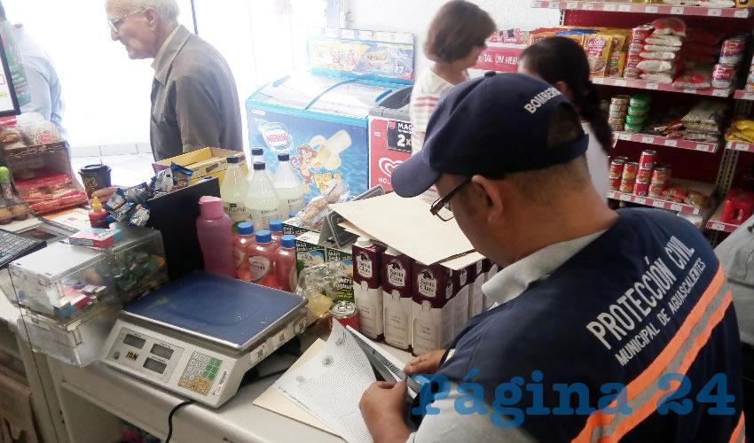 Entre otras medidas, los establecimientos deben contar con extintores, rutas de evacuaci&oacute;n, salidas de emergencia y detectores de humo