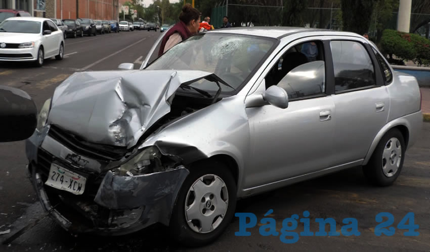 El Chevrolet Chevy, el cual tripulaban Elvia Rocha Morales y su hija Paulina Montserrat Rocha