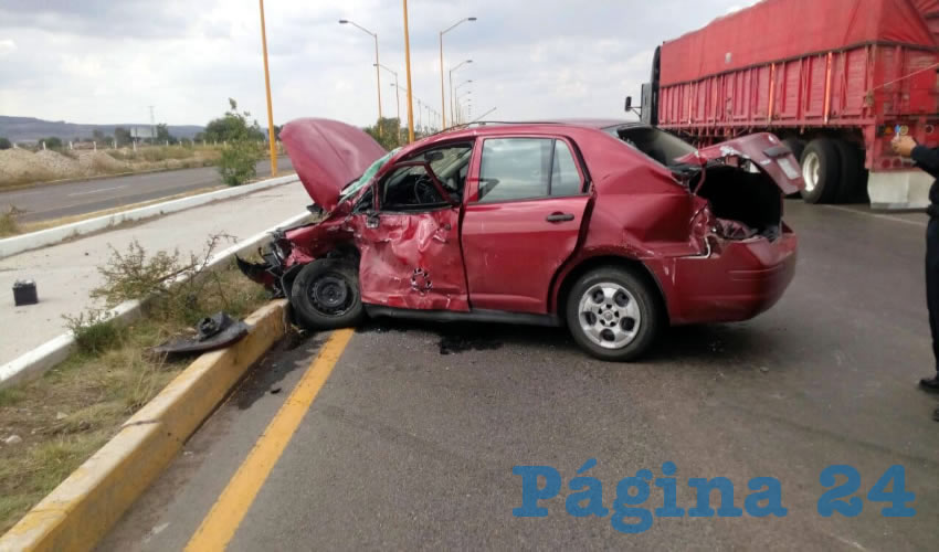 La conductora Anahí Cerna Rodríguez recibió de lleno el golpe