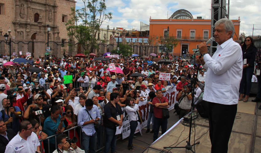 Andrés Manuel López Obrador ...“la tercera es la vencida”... 