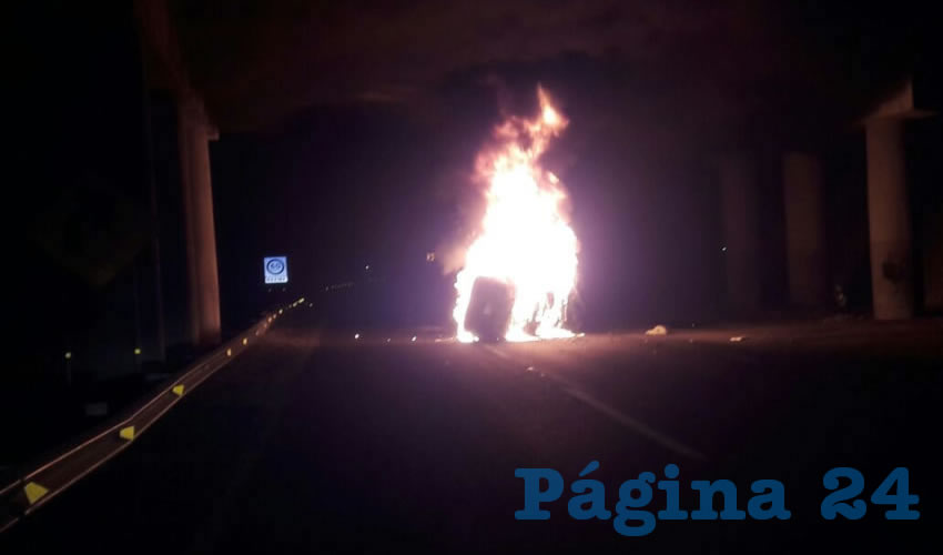 El percance ocurri&oacute; sobre la carretera federal 45 norte, cerca de la comunidad El Salitrillo, Rinc&oacute;n de Romos.