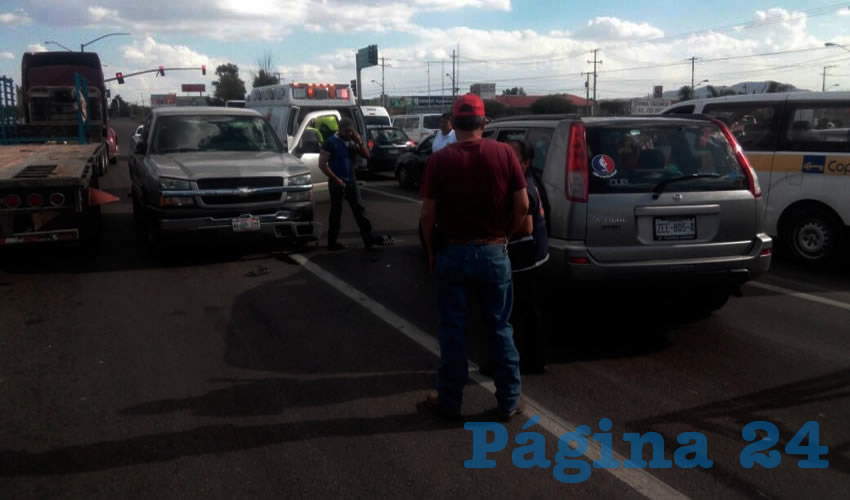 El accidente ocurri&oacute; a la altura del Parque Industrial del Valle de Aguascalientes (PIVA), en San Francisco de los Romo 