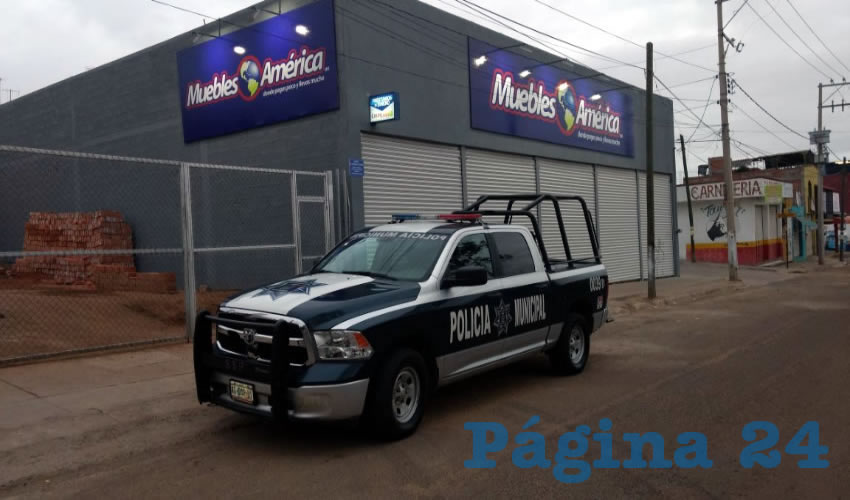 La camioneta Plymounth Voyager que usaron los cacos