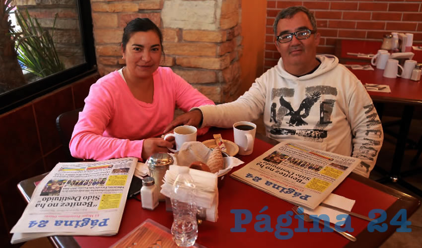 En Las Antorchas compartieron el primer alimento del día Lorena Venegas Ramírez y Víctor Manuel Ramírez Corona