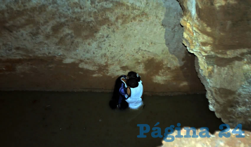 Los jóvenes vivieron minutos de angustia previo a ser rescatados a tiempo por los cuerpos de emergencia de Jesús María