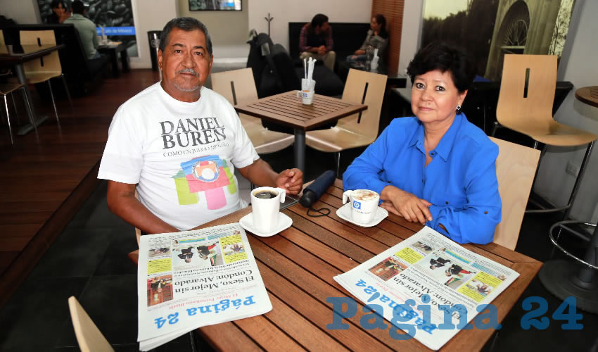 En Café Punta del Cielo conversaron J. Jesús Navarro Mejía y Ruth Bernal Acevedo