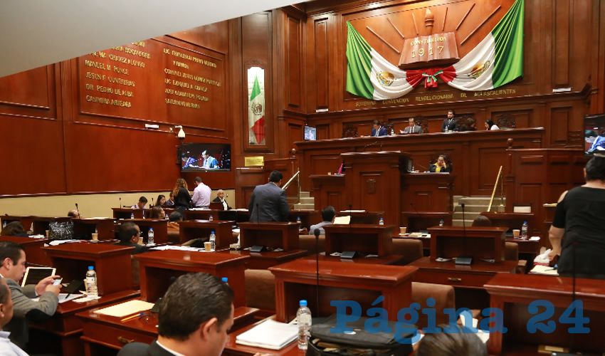 Congreso del Estado (Fotos: Eddylberto Luévano Santillán)