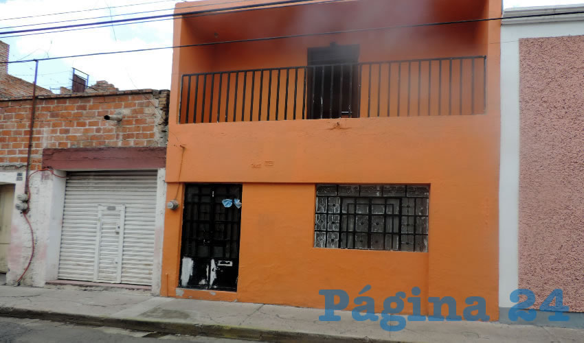 Un hombre y una mujer empujaron a un nonagenaria e irrumpieron en la vivienda