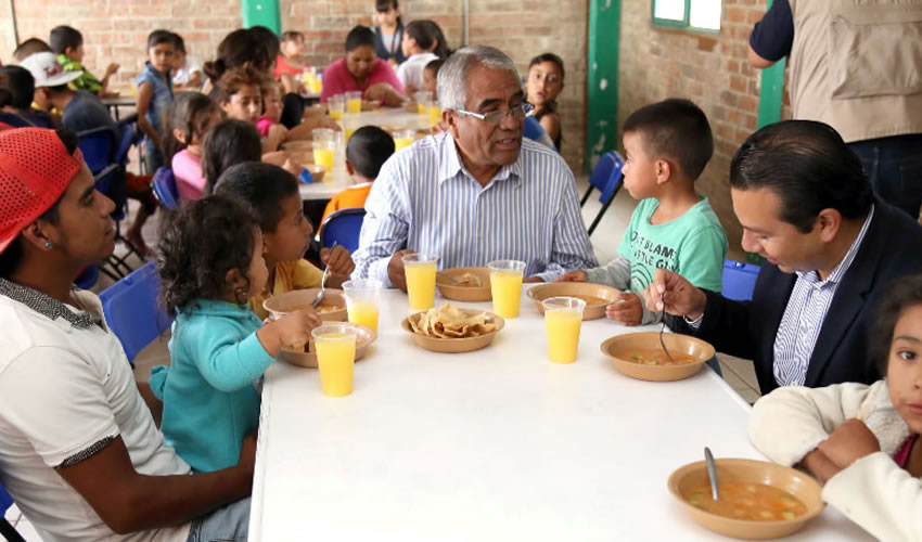 El presidente del DIF Municipal destac&oacute; que la alcaldesa, Tere Jim&eacute;nez, ha dado indicaciones precisas para que el DIF Municipal, refuerce los programas de servicios alimenticios